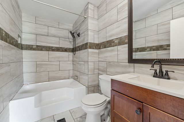 5094 Spring Creek Ln, Lafayette, TN 37083