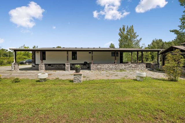 5094 Spring Creek Ln, Lafayette, TN 37083