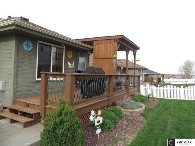 2509 Aberdeen Drive, Papillion, NE 68133