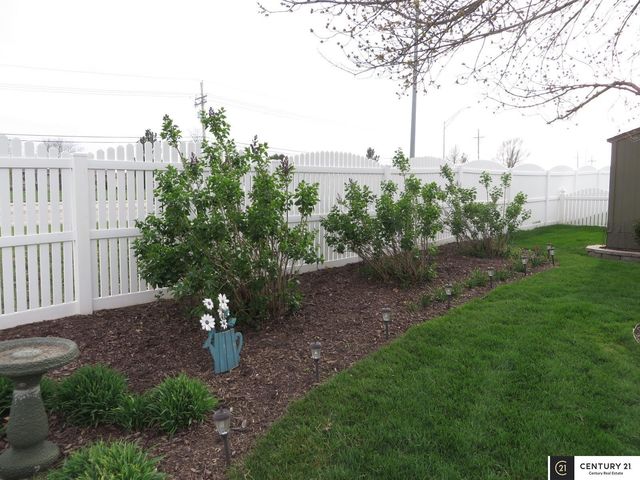 2509 Aberdeen Drive, Papillion, NE 68133