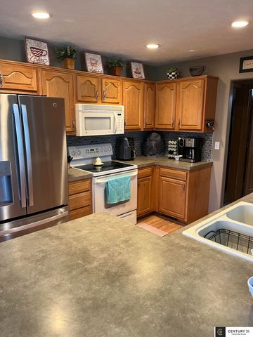 2509 Aberdeen Drive, Papillion, NE 68133