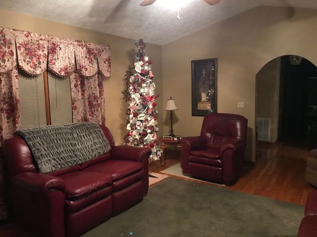 4302 E 904 Highway, Williamsburg, KY 40769