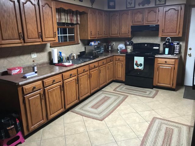 4302 E 904 Highway, Williamsburg, KY 40769