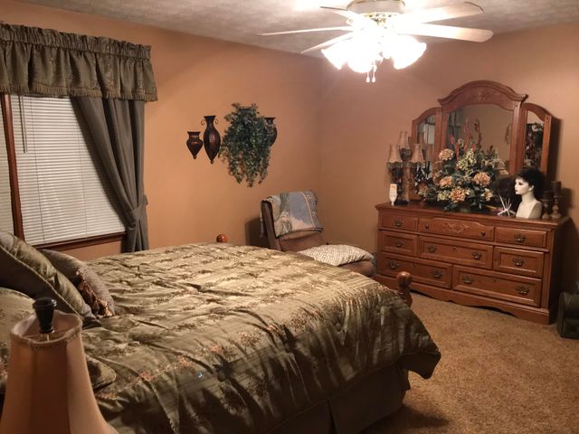 4302 E 904 Highway, Williamsburg, KY 40769