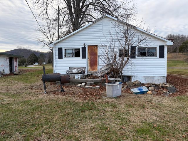 4302 E 904 Highway, Williamsburg, KY 40769