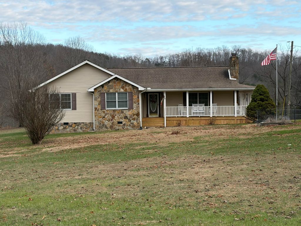 4302 E 904 Highway, Williamsburg, KY 40769