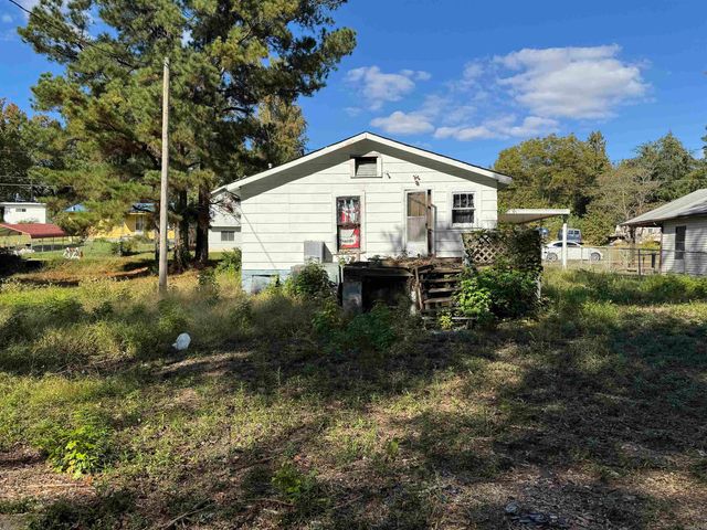 415 Myrtle St, Camden, AR 71701