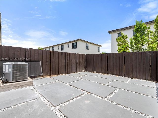 11860 SW 245th Terrace, Homestead, FL 33032