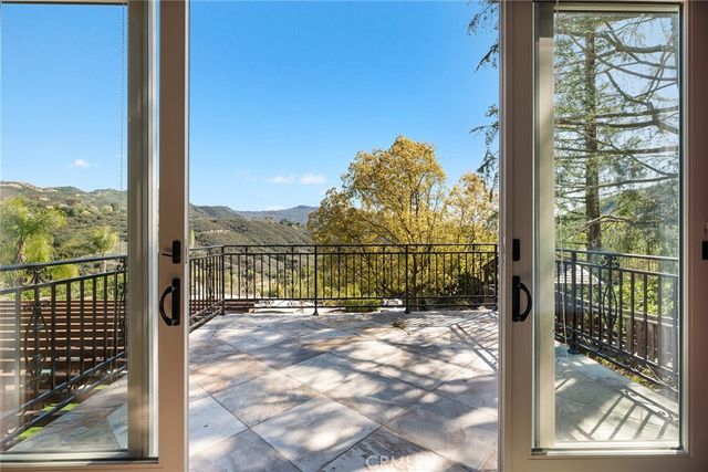 24920 Paseo Del Rancho, Calabasas, CA 91302