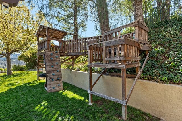 24920 Paseo Del Rancho, Calabasas, CA 91302