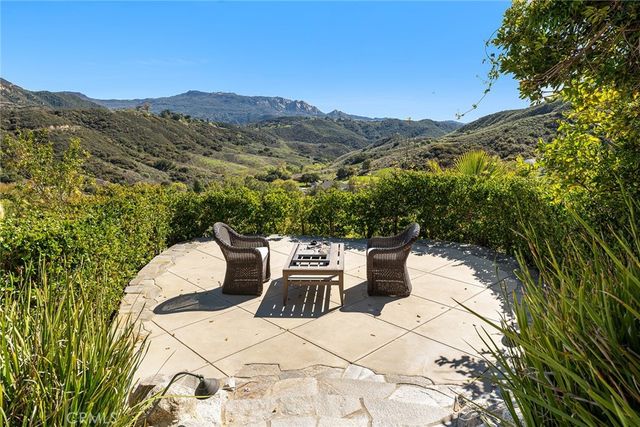 24920 Paseo Del Rancho, Calabasas, CA 91302