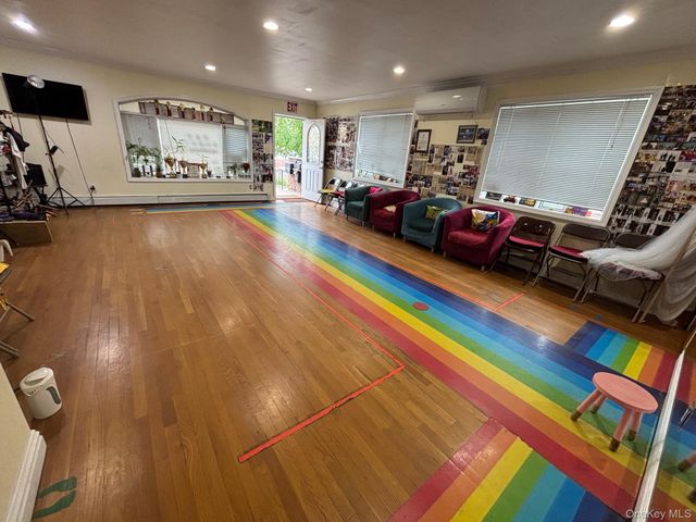 199-08 47 Avenue 1st Floor, Flushing, NY 11358