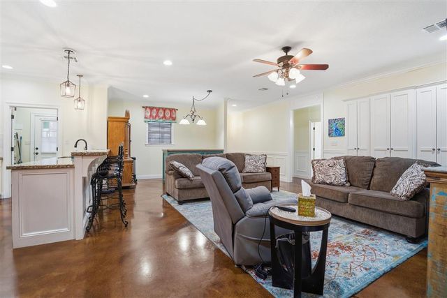 4327 Christina Street, Lake Charles, LA 70605