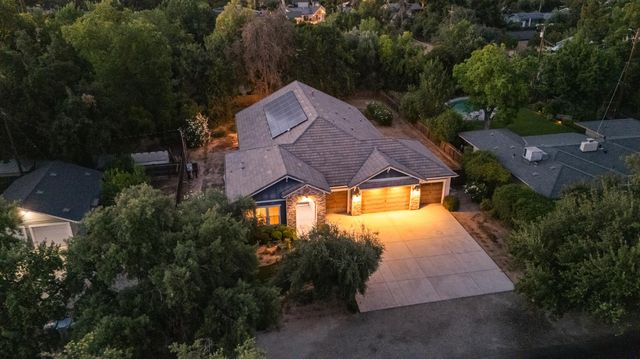 745 E Gettysburg Avenue, Fresno, CA 93704