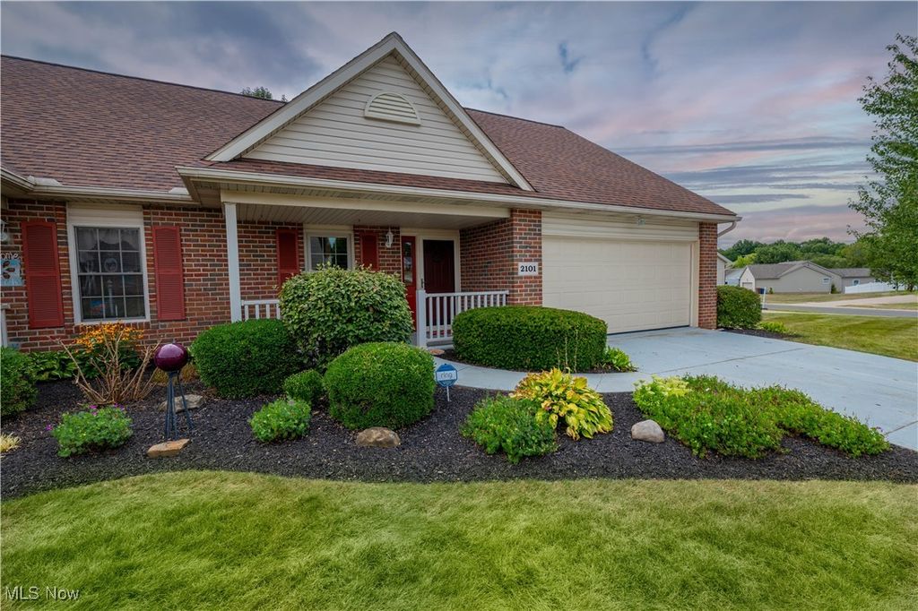 2101 Livingston Drive, Canal Fulton, OH 44614