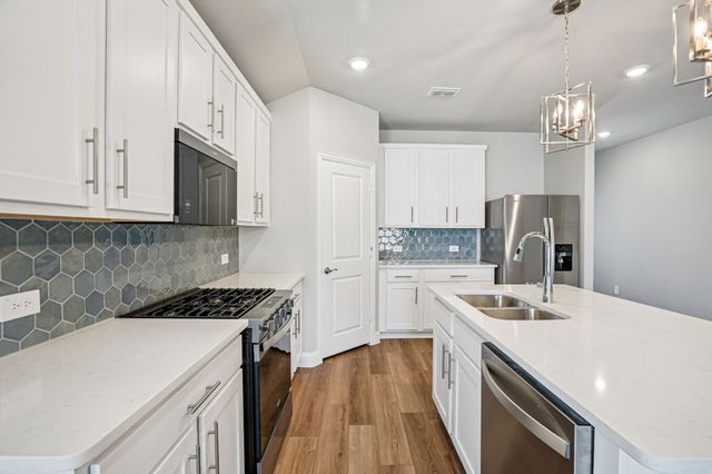 2219 Horseshoe Lane, Seagoville, TX 75159