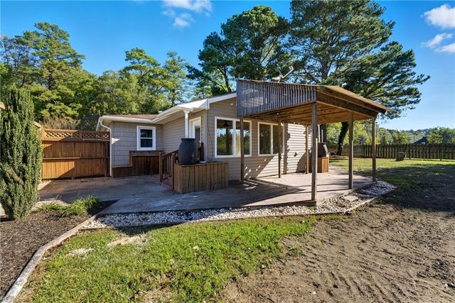 608 Tulls Creek RD, Moyock, NC 27958