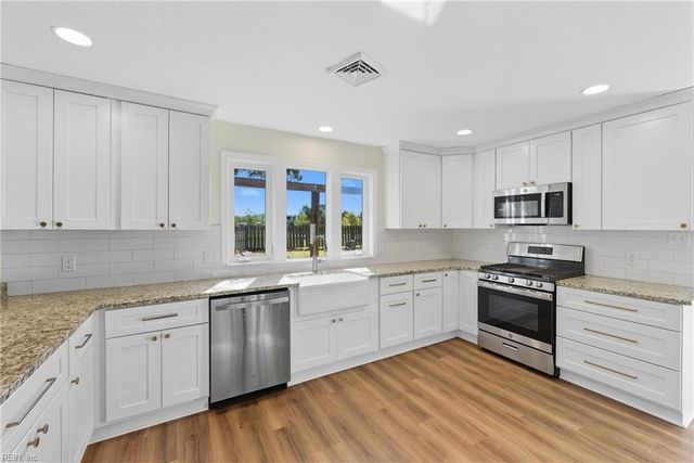 608 Tulls Creek RD, Moyock, NC 27958