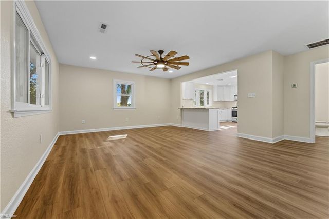 608 Tulls Creek RD, Moyock, NC 27958