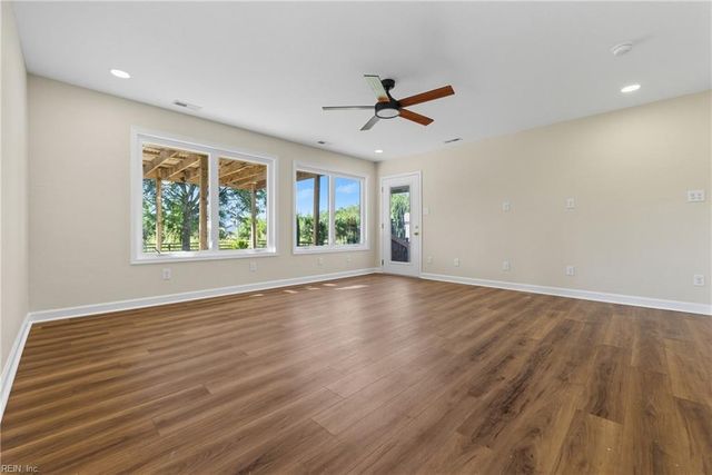 608 Tulls Creek RD, Moyock, NC 27958