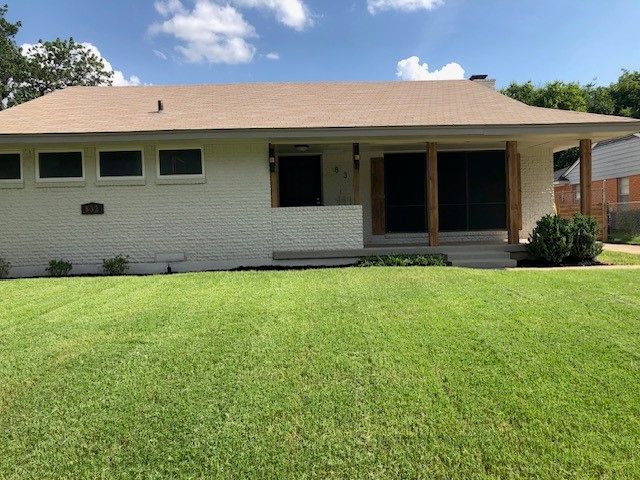 832 Highland Oaks Drive, Dallas, TX 75232
