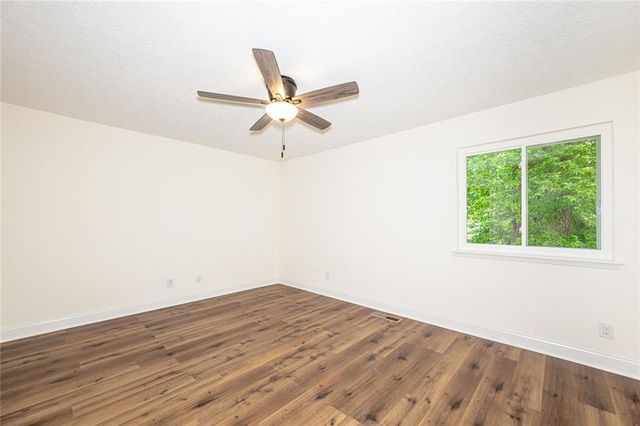 10175 Old Woodland Entry, Johns Creek, GA 30022