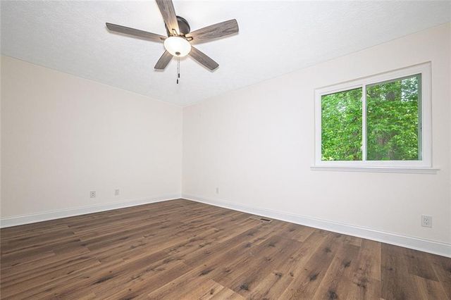 10175 Old Woodland Entry, Johns Creek, GA 30022