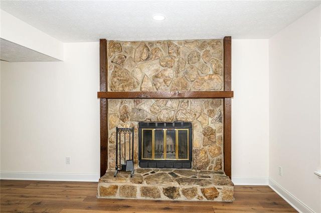 10175 Old Woodland Entry, Johns Creek, GA 30022