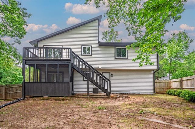 10175 Old Woodland Entry, Johns Creek, GA 30022