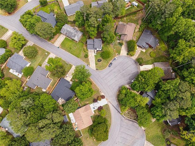 10175 Old Woodland Entry, Johns Creek, GA 30022