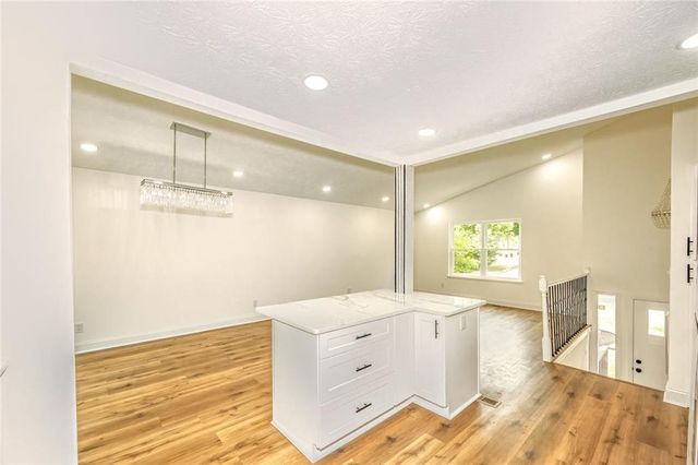 10175 Old Woodland Entry, Johns Creek, GA 30022