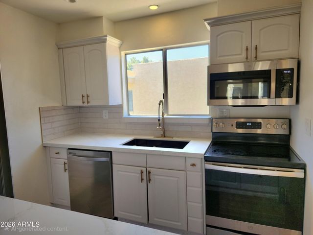 4600 N 68TH Street 304, Scottsdale, AZ 85251