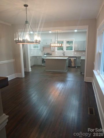 105 N Inman Avenue, Bessemer City, NC 28016