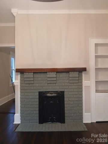 105 N Inman Avenue, Bessemer City, NC 28016