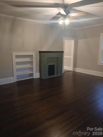 105 N Inman Avenue, Bessemer City, NC 28016