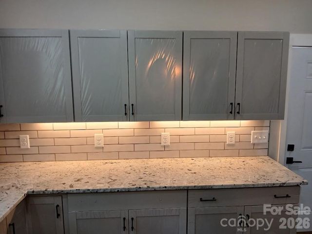 105 N Inman Avenue, Bessemer City, NC 28016