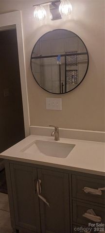 105 N Inman Avenue, Bessemer City, NC 28016