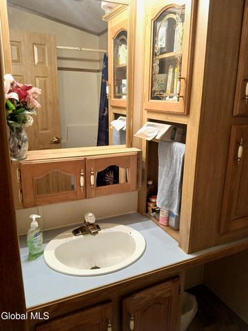 75 Cedar Ridge Way, Fort Ann, NY 12827