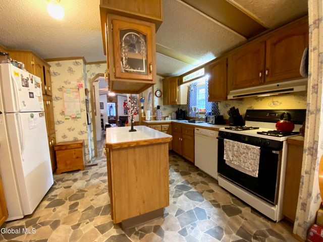 75 Cedar Ridge Way, Fort Ann, NY 12827