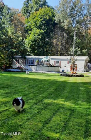 75 Cedar Ridge Way, Fort Ann, NY 12827