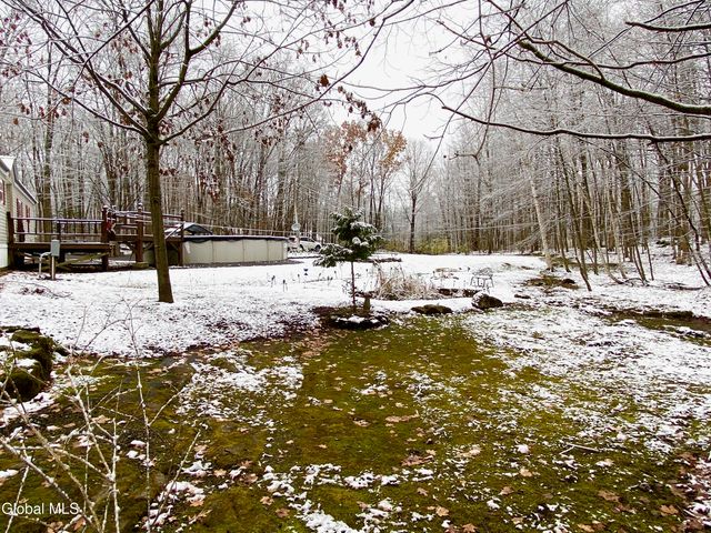 75 Cedar Ridge Way, Fort Ann, NY 12827