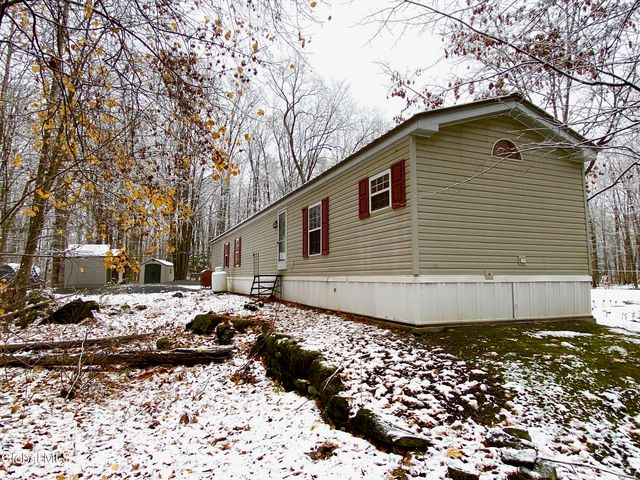 75 Cedar Ridge Way, Fort Ann, NY 12827