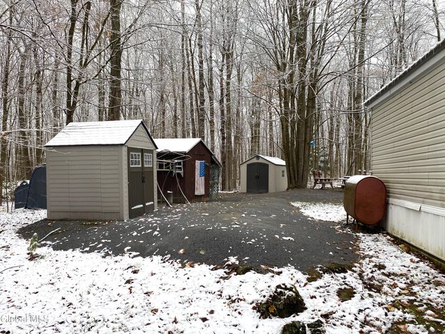 75 Cedar Ridge Way, Fort Ann, NY 12827