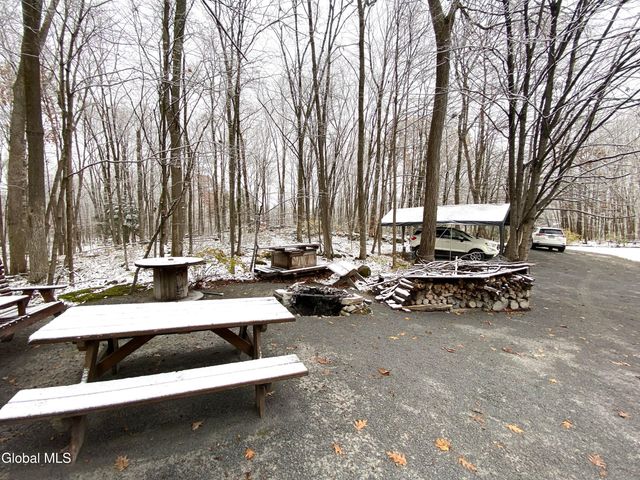 75 Cedar Ridge Way, Fort Ann, NY 12827