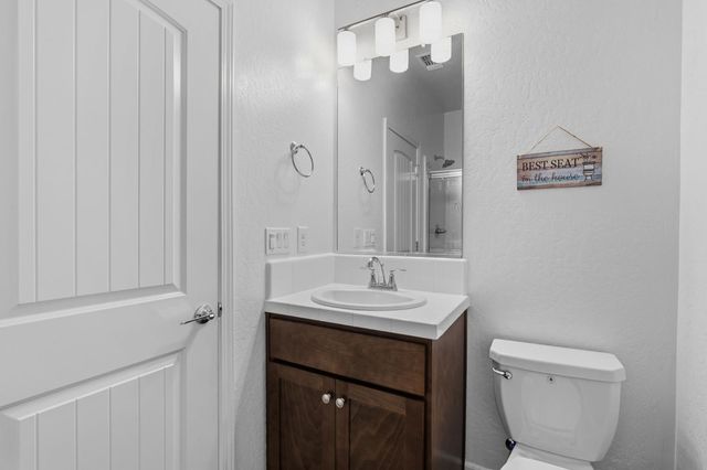 398 Atlantica Drive S, Madera, CA 93636