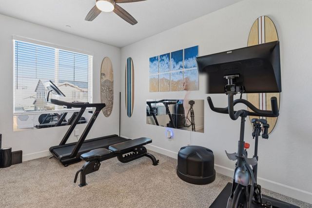 398 Atlantica Drive S, Madera, CA 93636