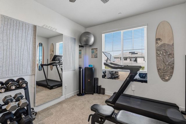 398 Atlantica Drive S, Madera, CA 93636