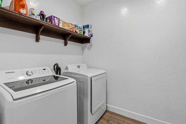 398 Atlantica Drive S, Madera, CA 93636