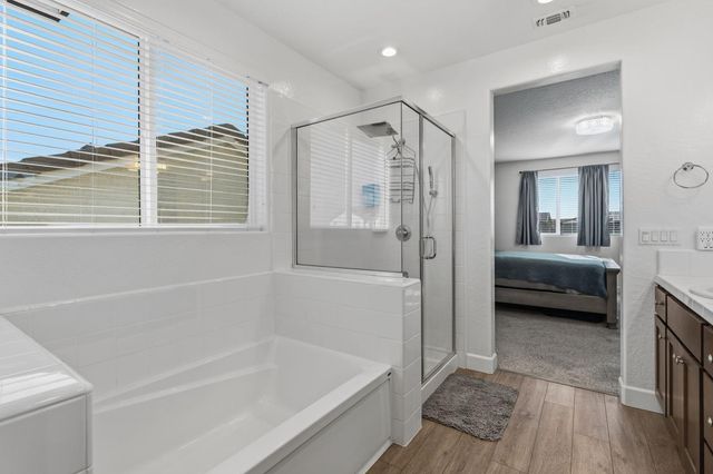 398 Atlantica Drive S, Madera, CA 93636