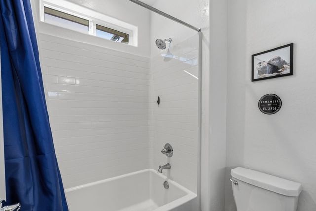 398 Atlantica Drive S, Madera, CA 93636